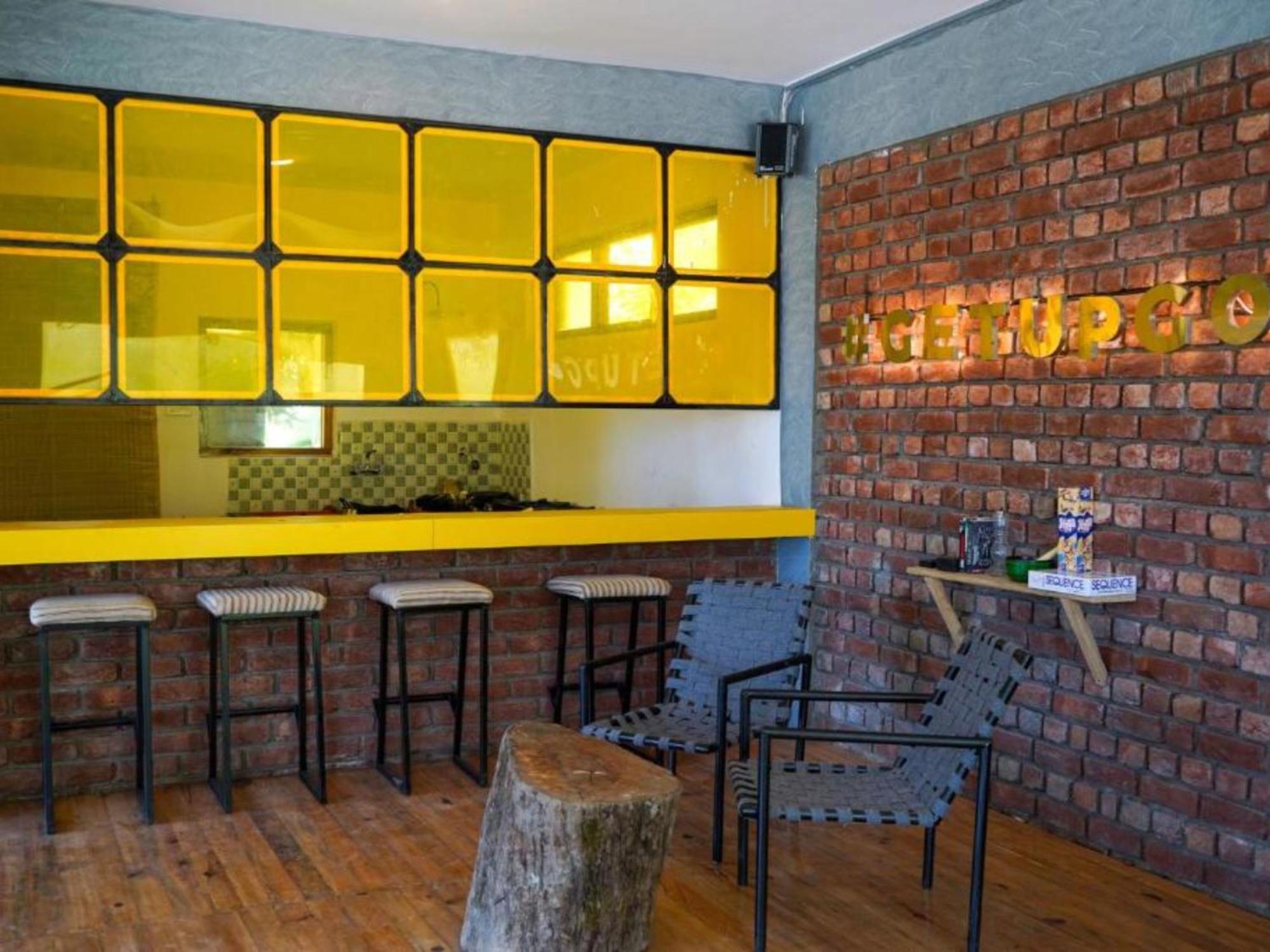 The Hosteller Mcleodganj, Upper Bhagsu 맥그로드 간즈 외부 사진